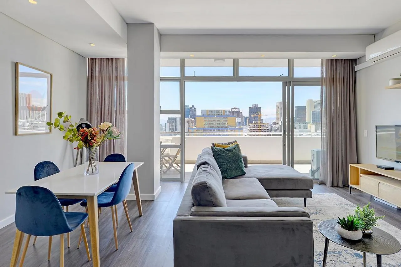 Lyra - Chic Urban Apartment Living In The Heart Of Cape Town