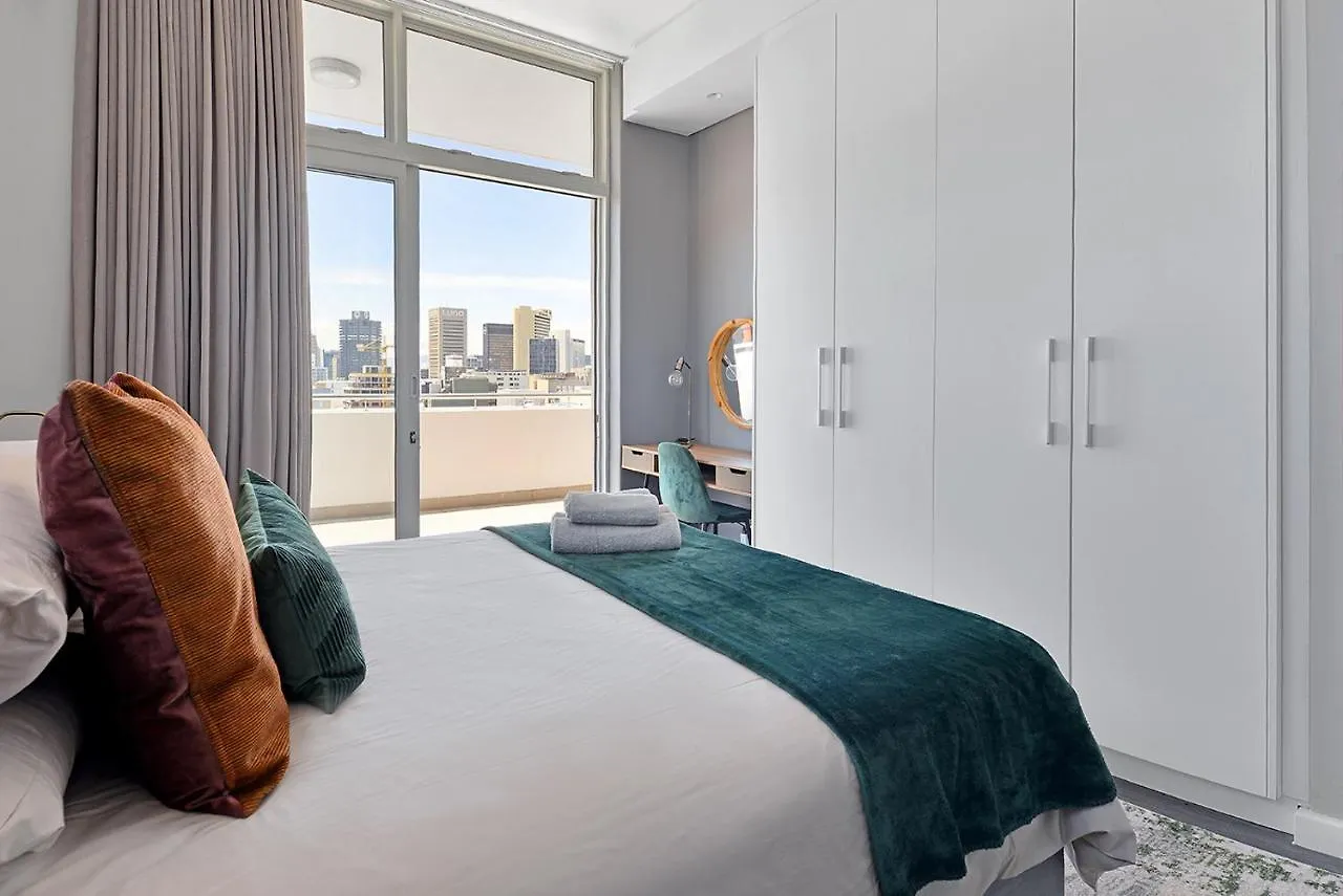 Lyra - Chic Urban Apartment Living In The Heart Of Cape Town Güney Afrika